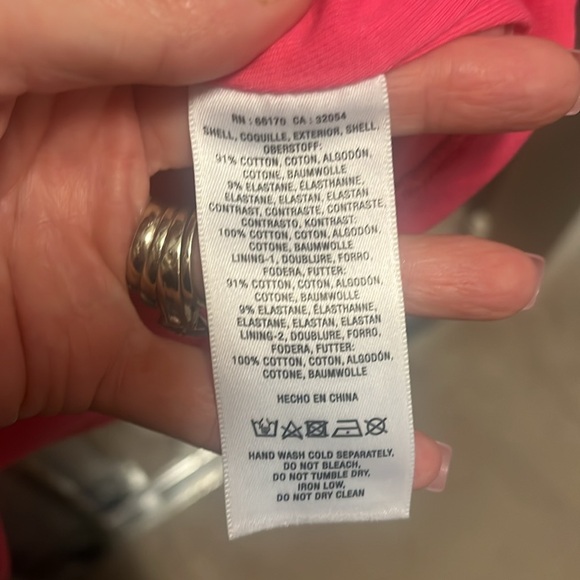 Pink too - Picture 3 of 3